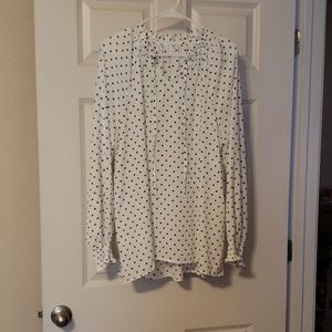 Woman shirt never worn